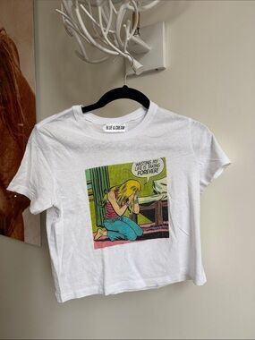 Blue & Cream White Pop Art Comic Crop Tee